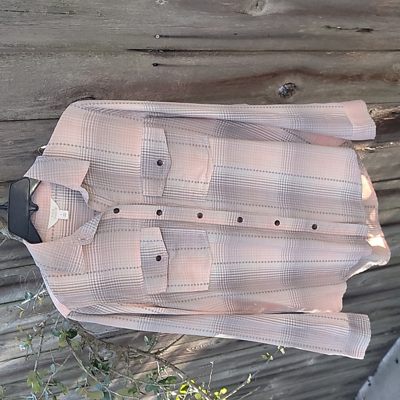 Cotton Plaid Collared Button down Long Sleeved Shirt - Picture 1 of 4